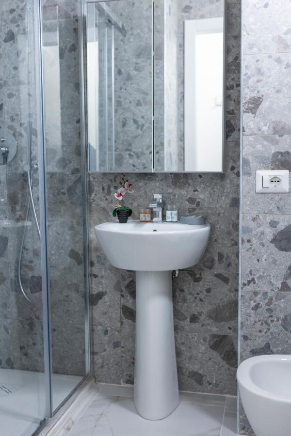 Santa Marta Apartments Milan Bagian luar foto